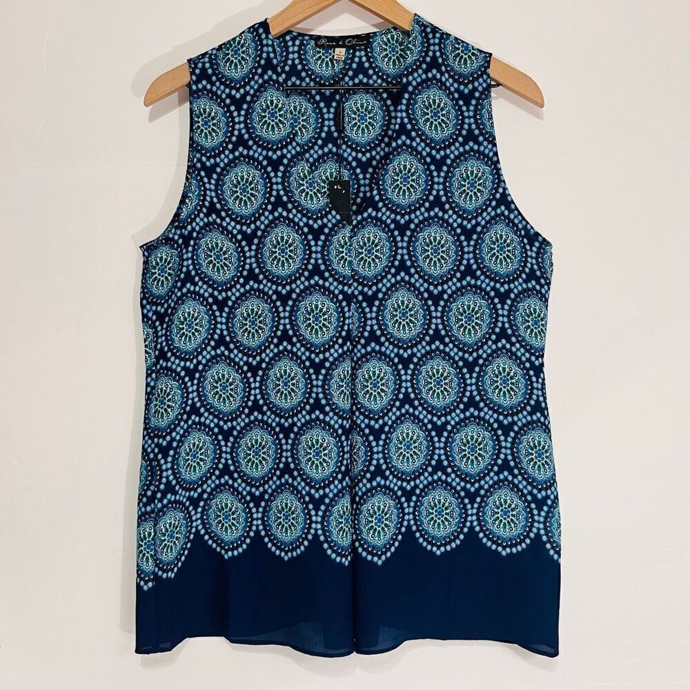 Rose & Olive Sleeveless Blue Paisley Top   Size S   NWT